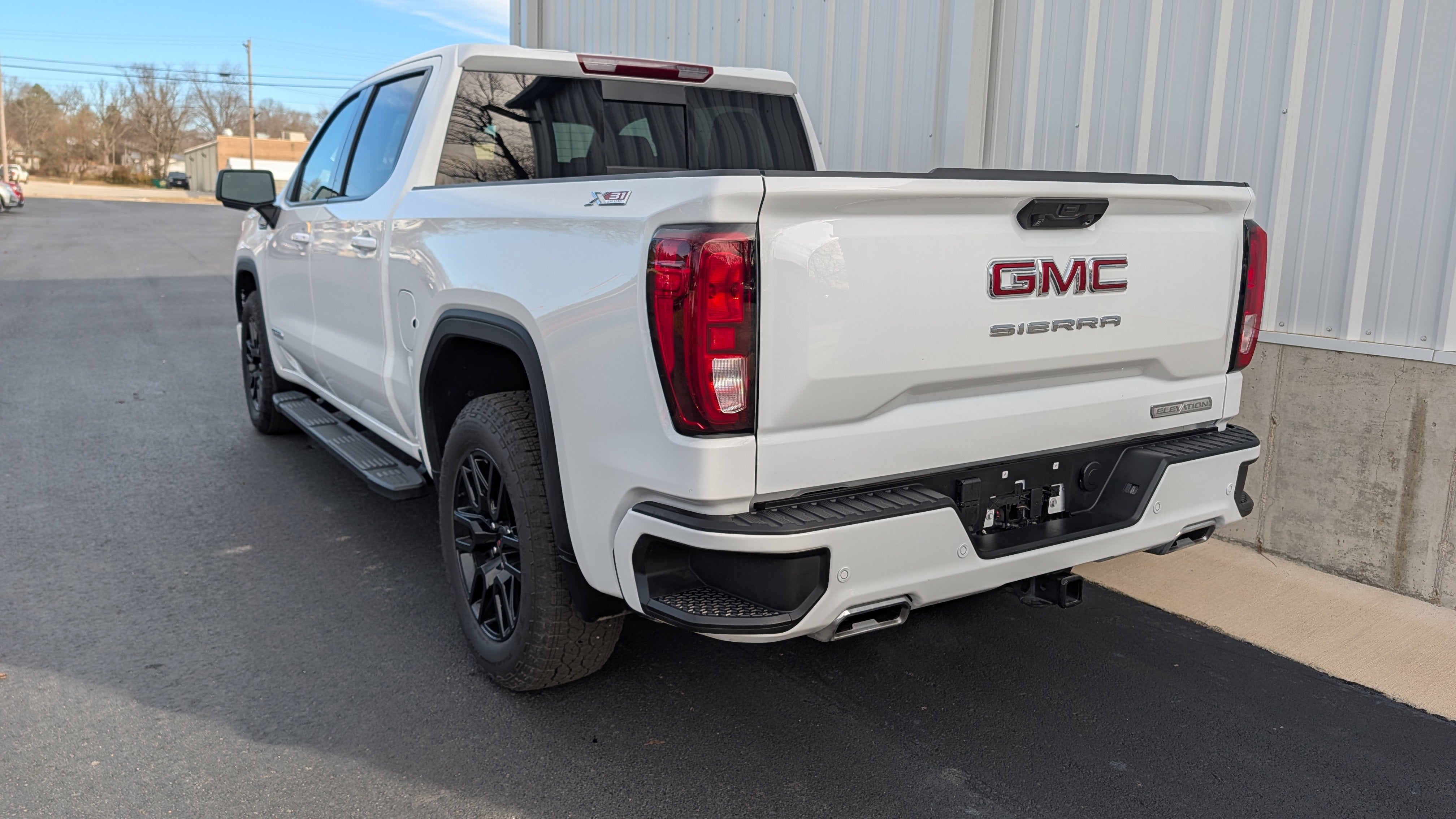 2025 GMC Sierra 1500 Elevation