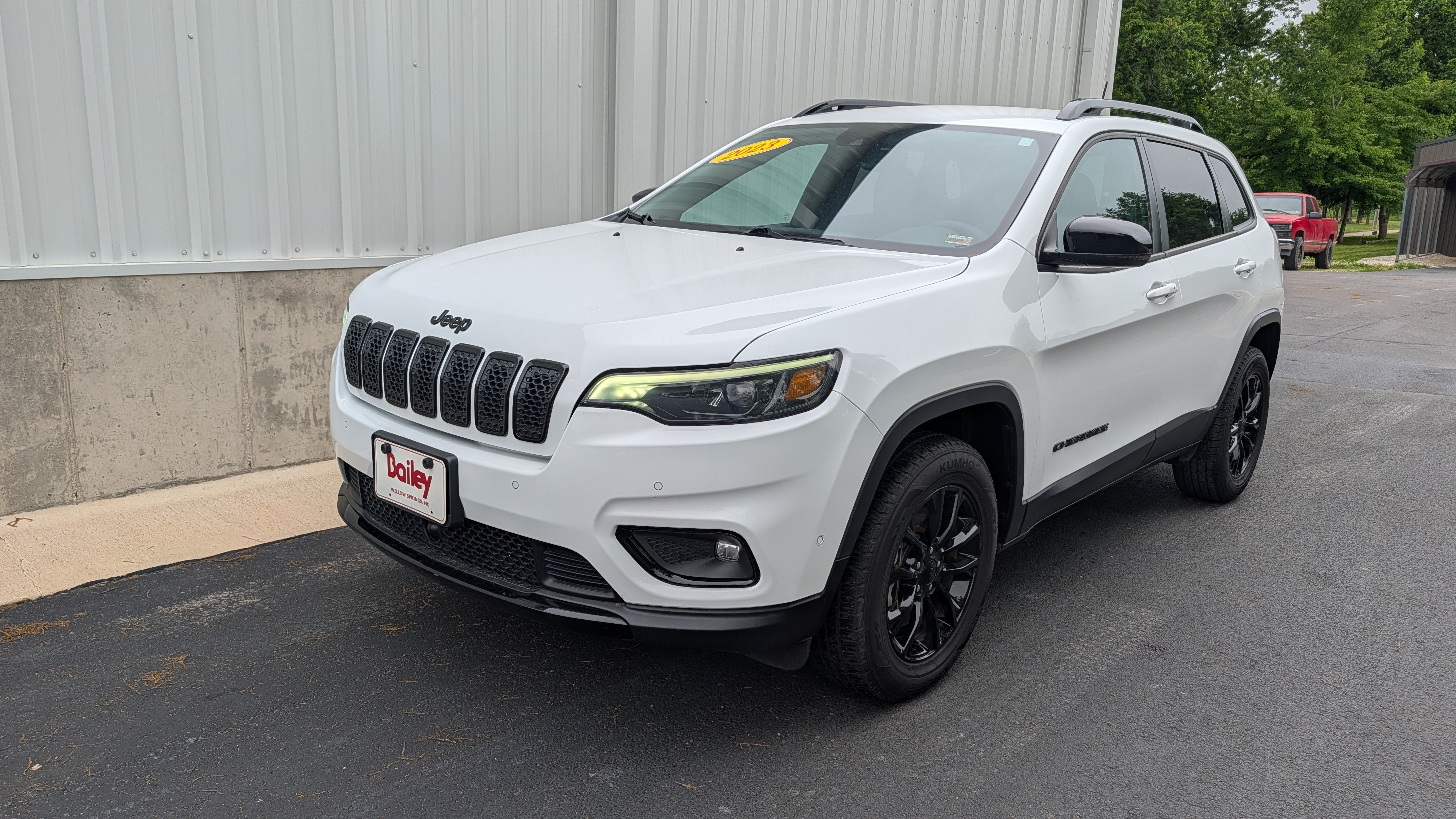 2023 Jeep Cherokee Altitude Lux