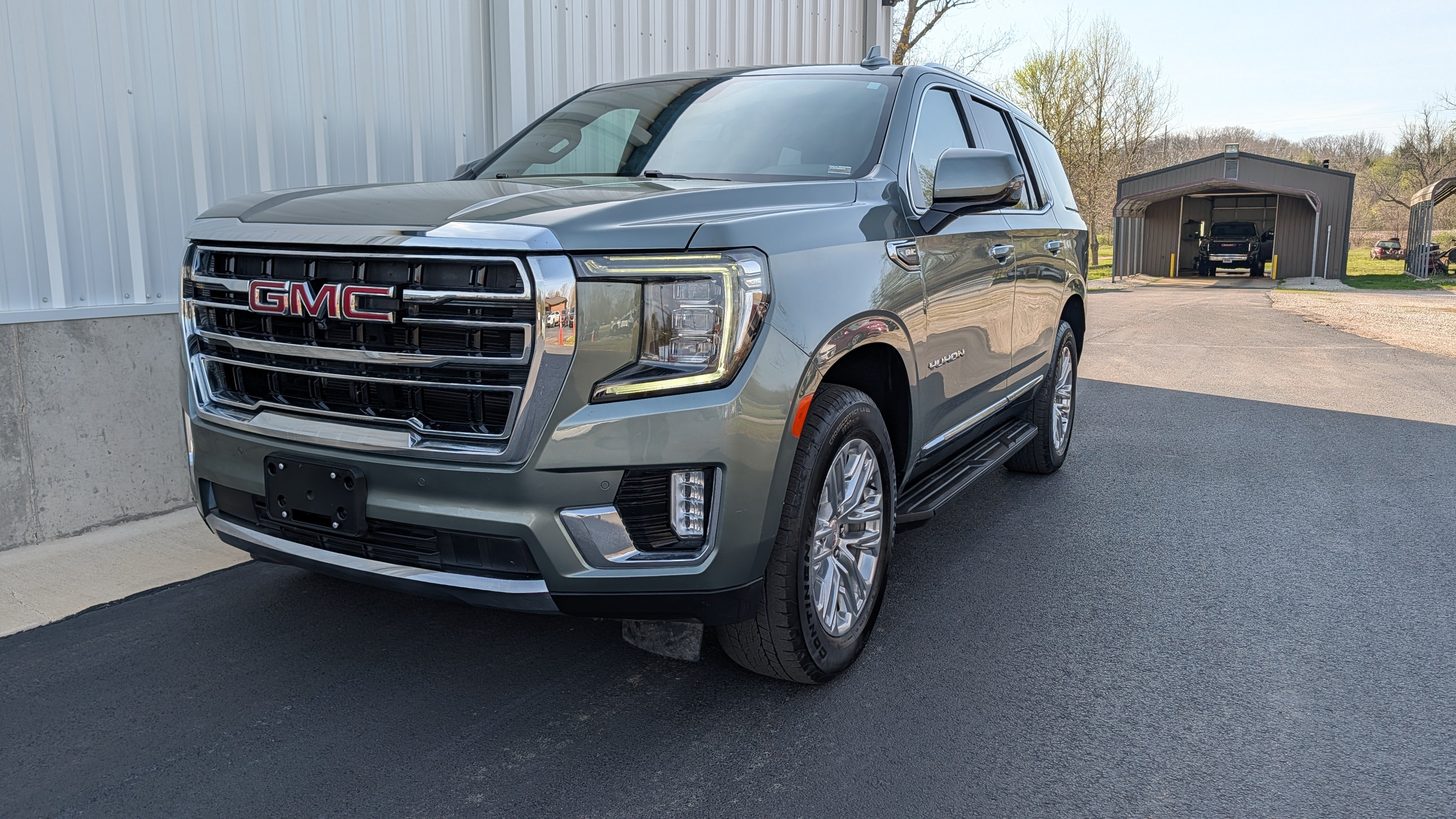 2024 GMC Yukon SLT
