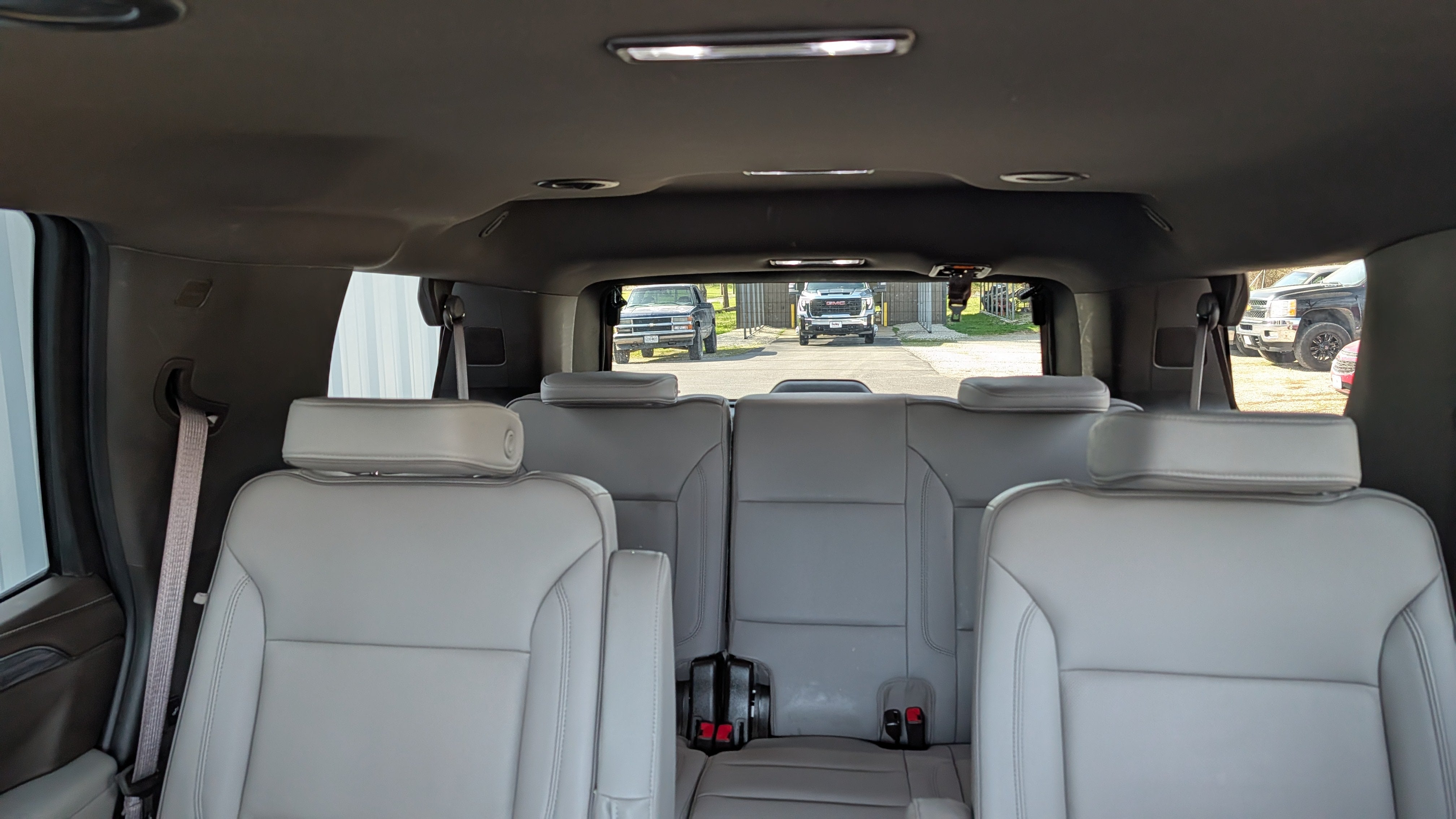 2024 GMC Yukon SLT