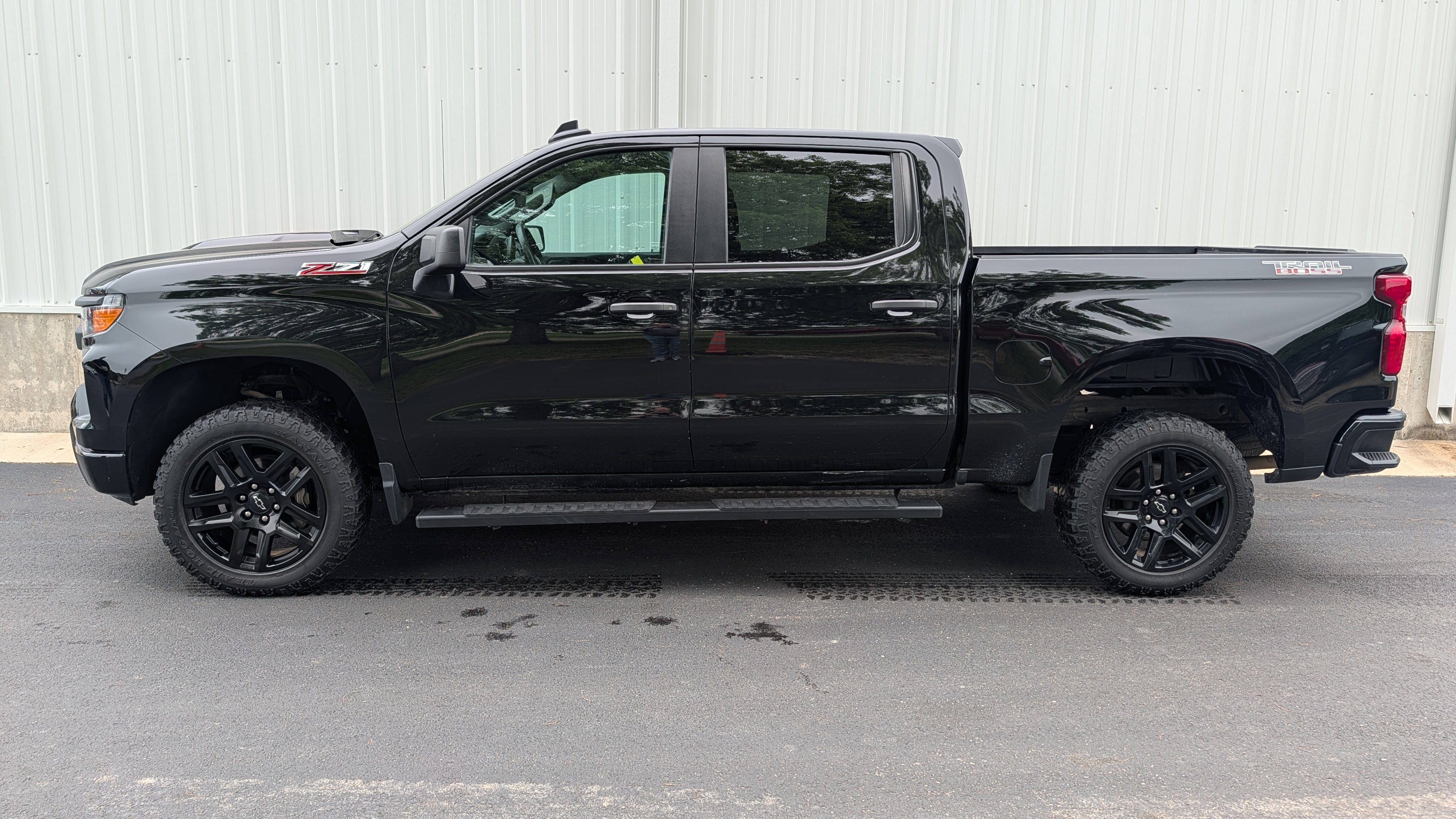 2022 Chevrolet Silverado 1500 Custom Trail Boss