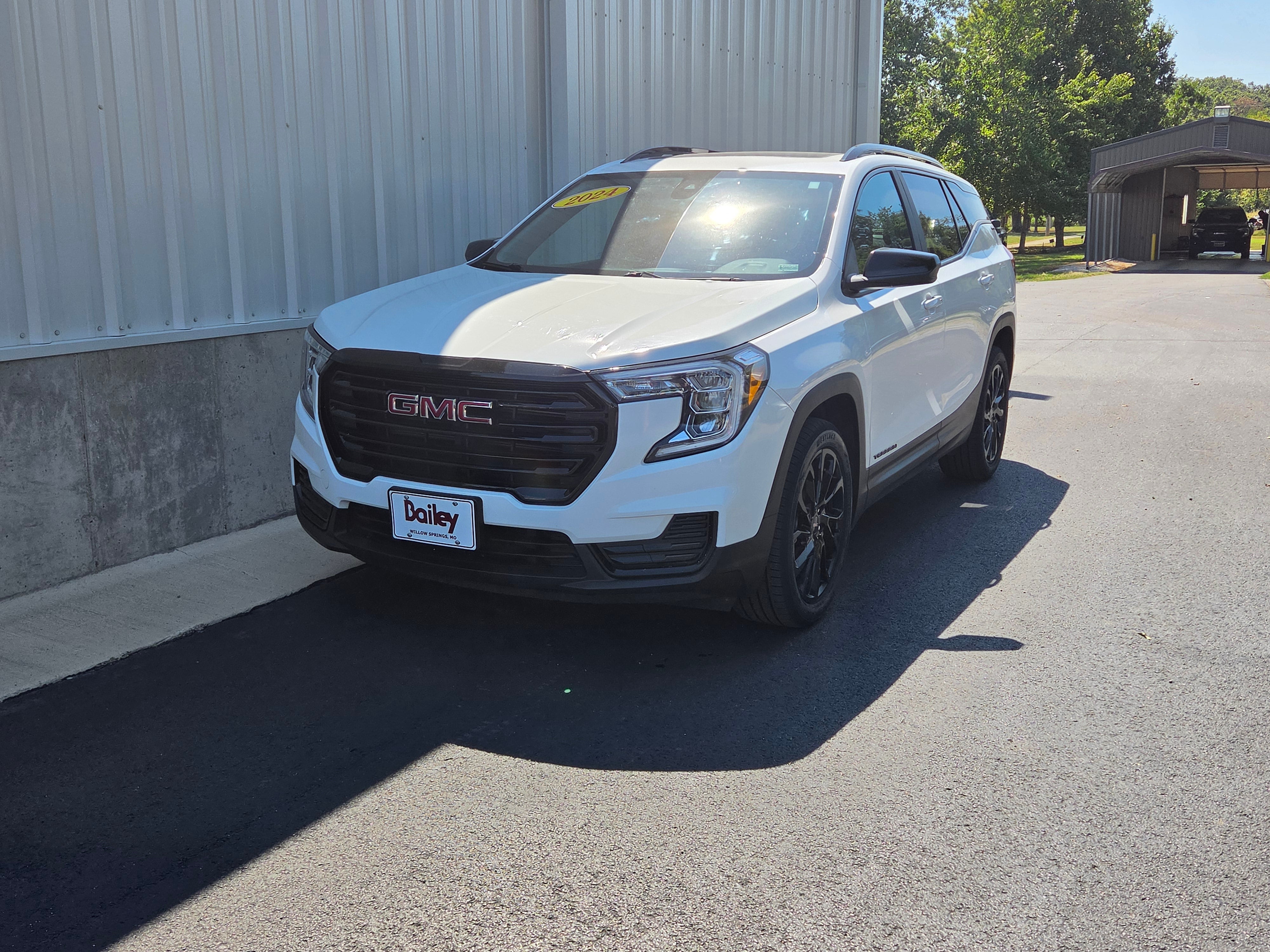 2024 GMC Terrain SLE