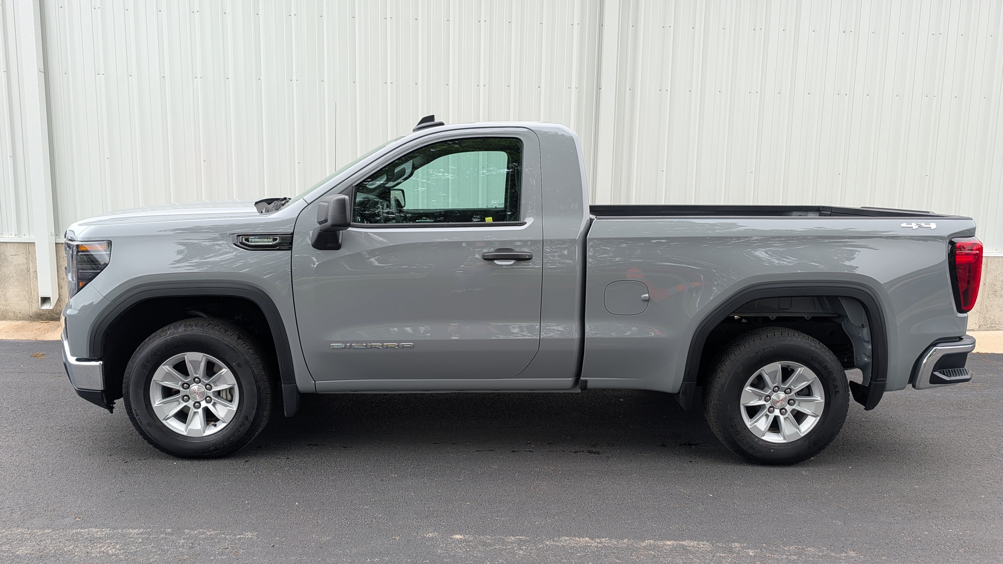 2024 GMC Sierra 1500 Pro