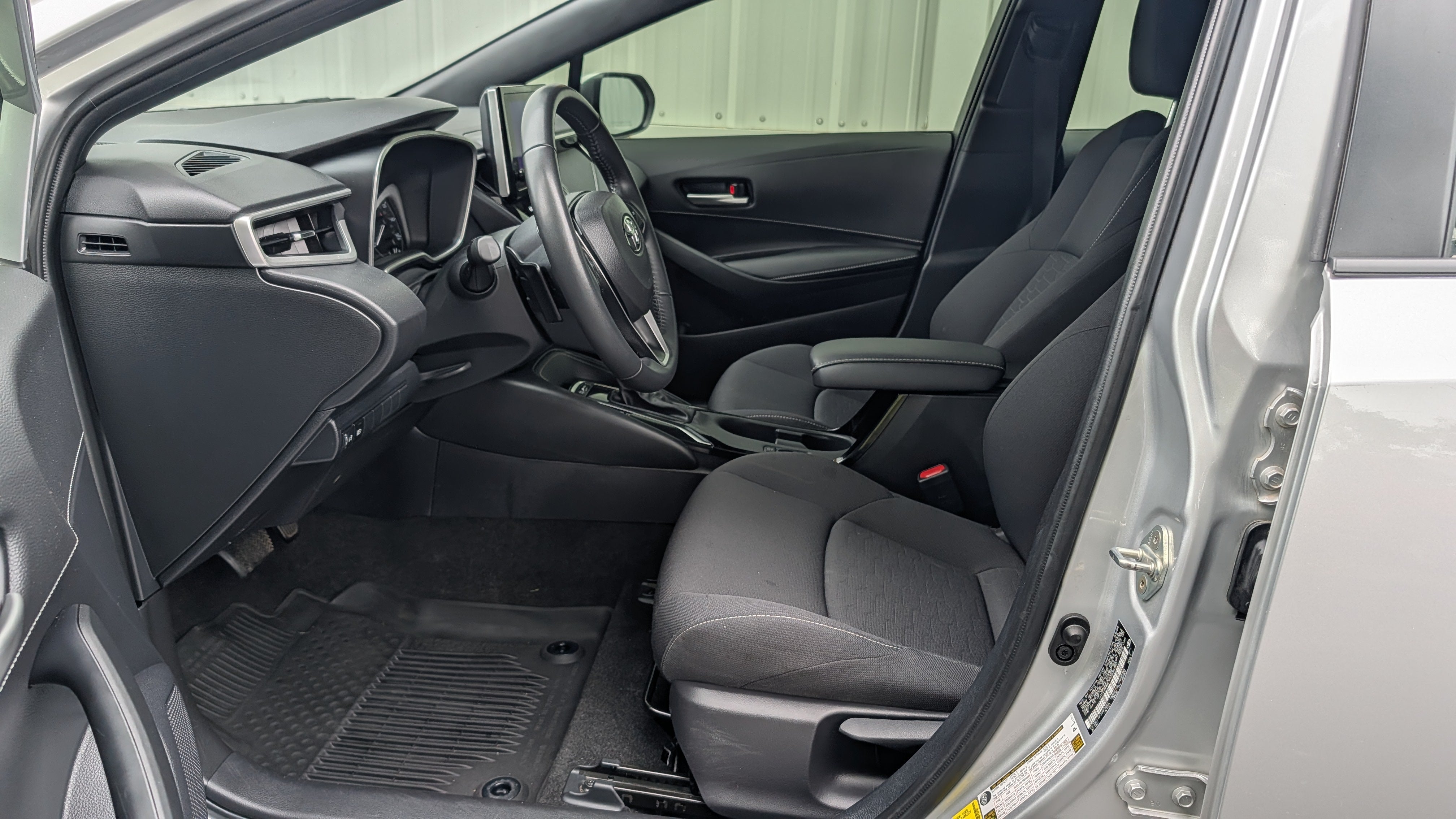2024 Toyota Corolla Hatchback SE